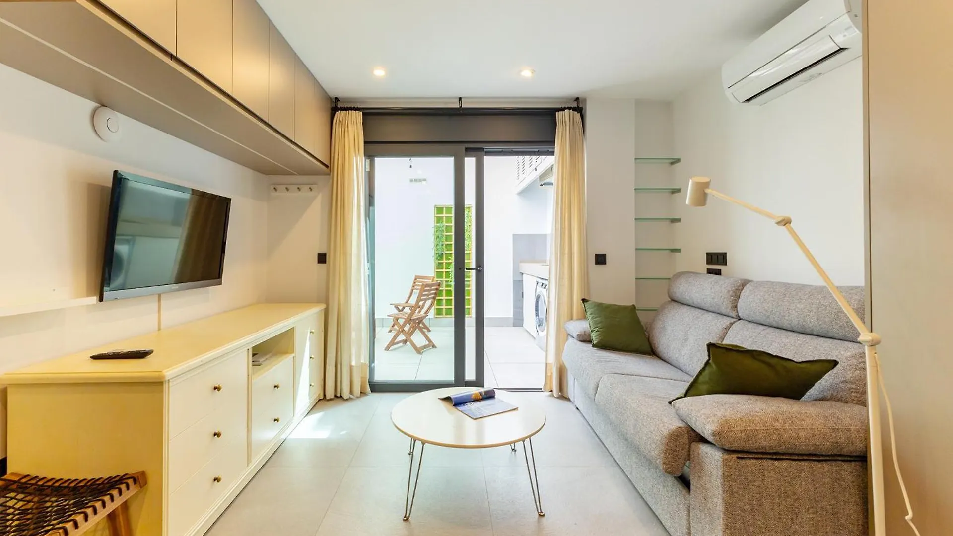 Bajeles City Center Deluxe Seville Apartment