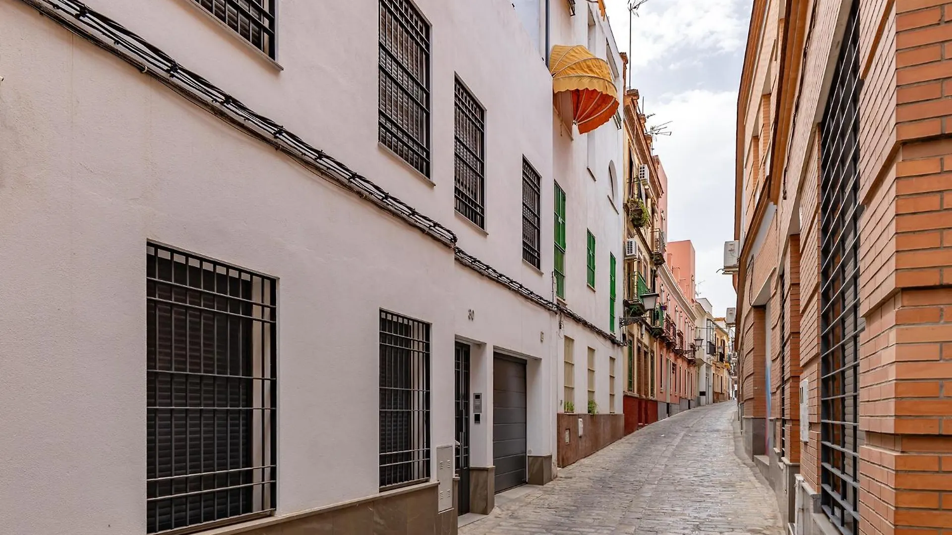 Bajeles City Center Deluxe location